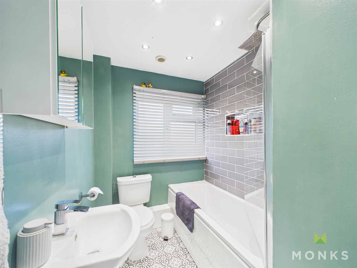 15 Leafields, Shrewsbury, SY1 3JD For Sale